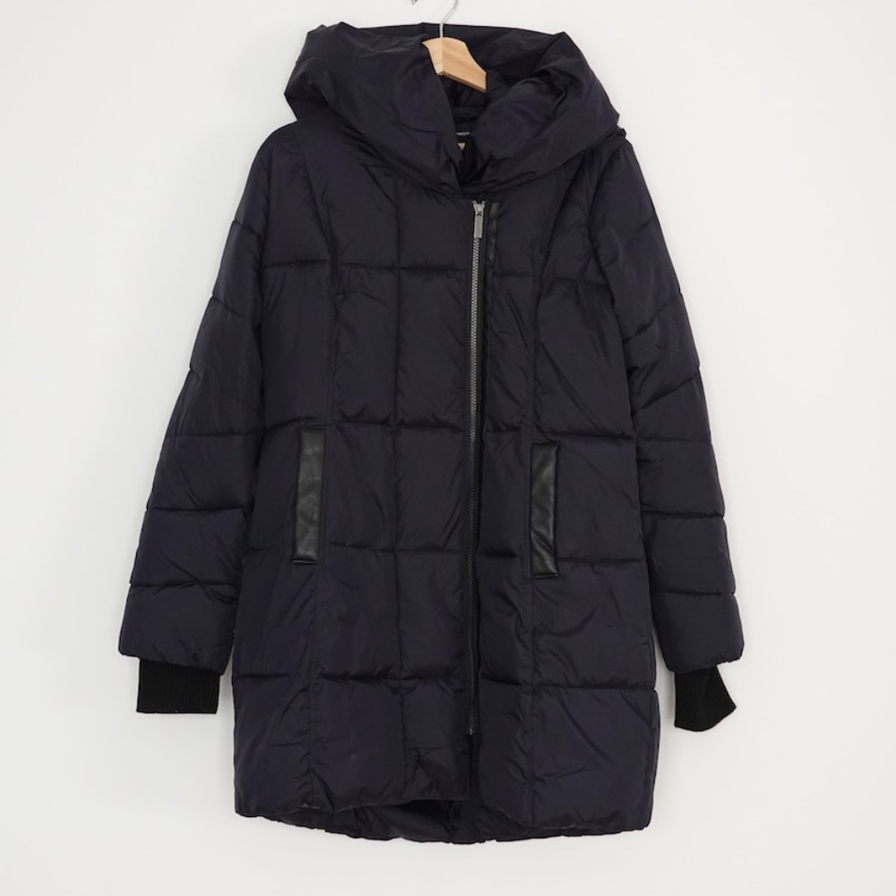 Puffer jacket Woman’s Quilted Hooded Winter Coat Size M French Connection